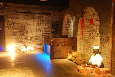 The Jail Restaurante raro