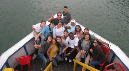 guatape barco fiestero viaje